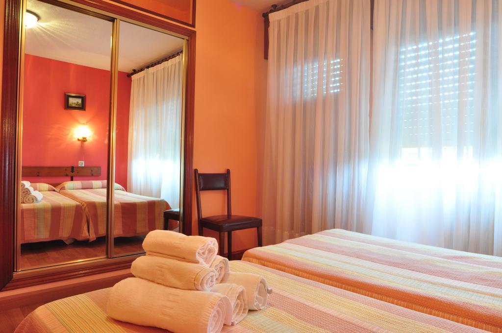 Hostal Europa Сан-Роке-дель-Асебаль Экстерьер фото