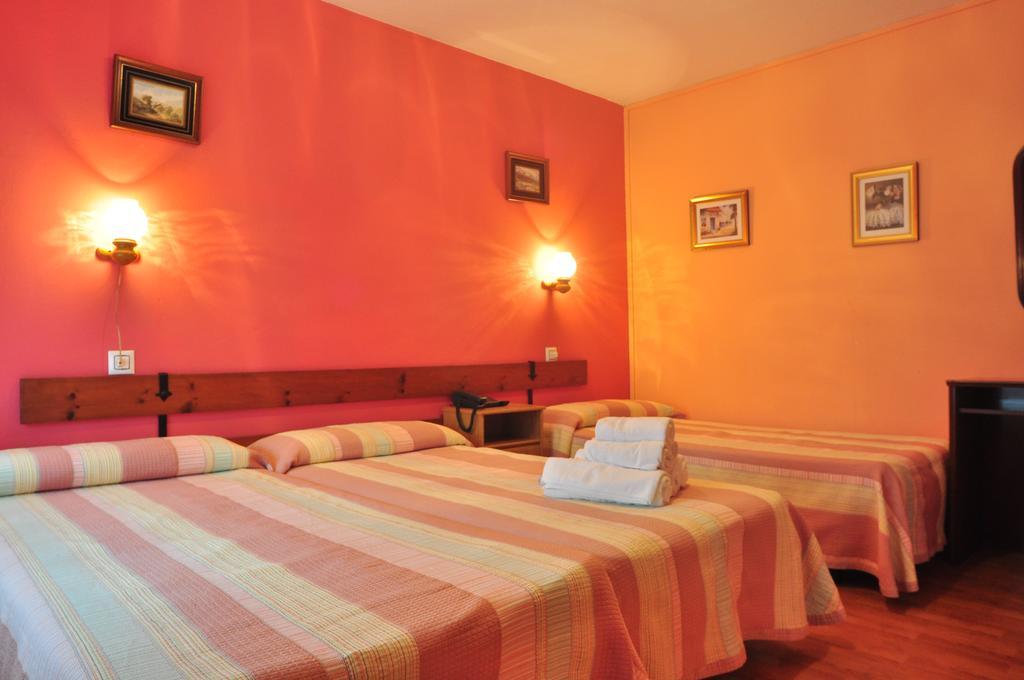 Hostal Europa Сан-Роке-дель-Асебаль Экстерьер фото
