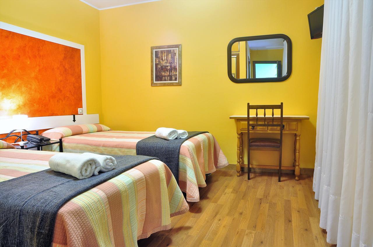 Hostal Europa Сан-Роке-дель-Асебаль Экстерьер фото